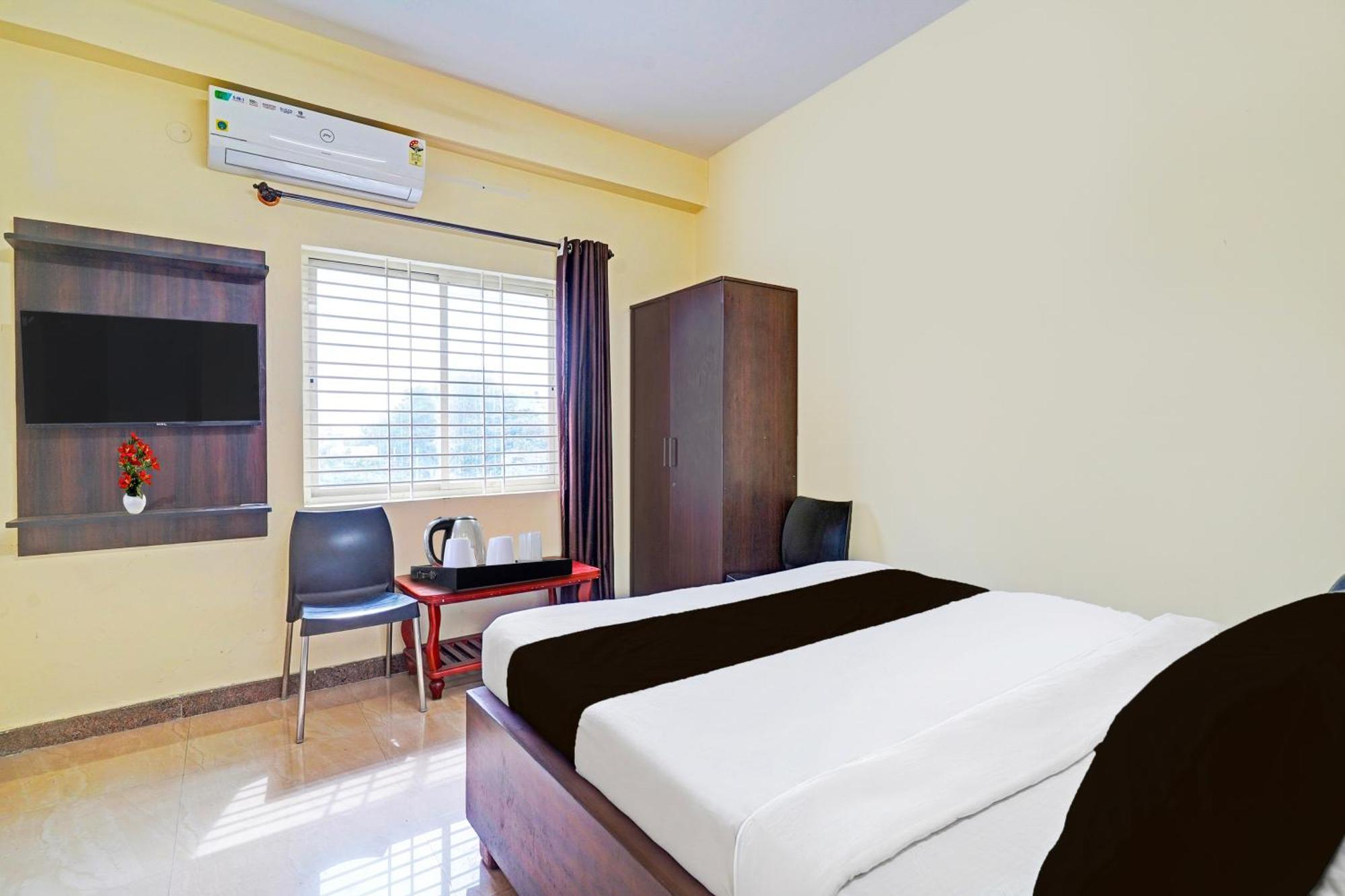 Super Hotel O Srigandhakavalu Formerly Chamundeshwari Lodging Jālahalli Esterno foto
