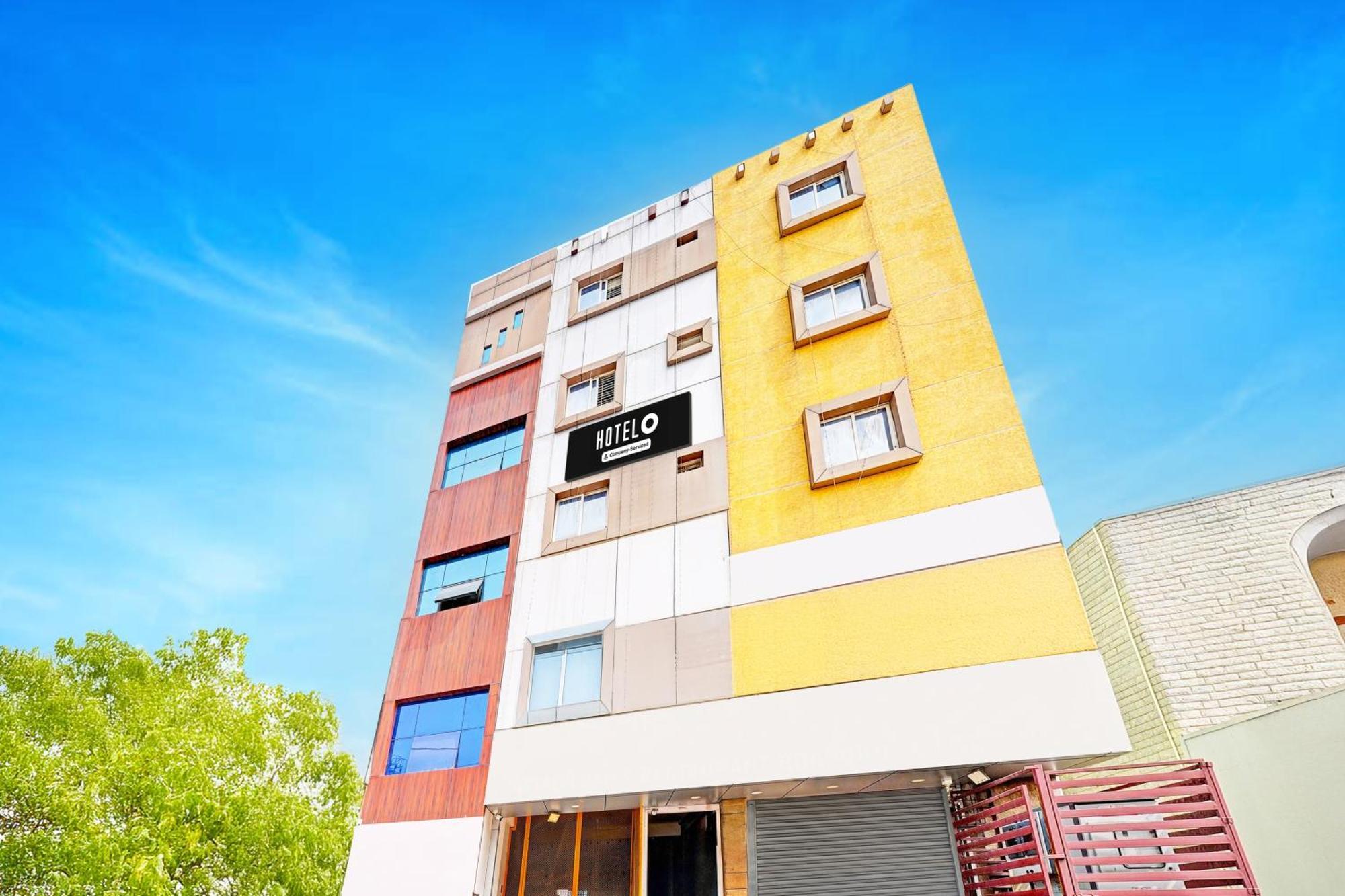 Super Hotel O Srigandhakavalu Formerly Chamundeshwari Lodging Jālahalli Esterno foto